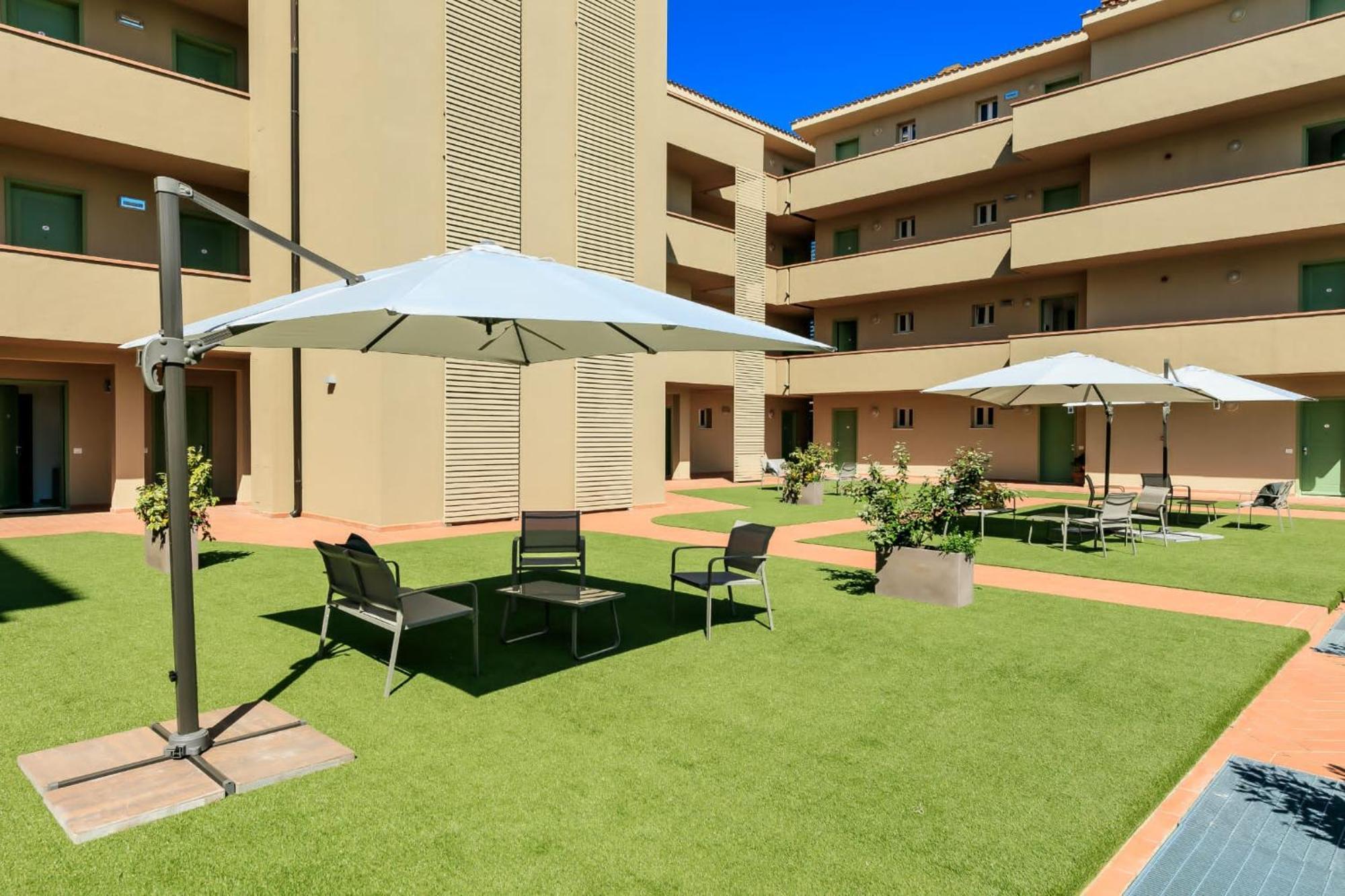 Residence San Francesco Тирренія Екстер'єр фото