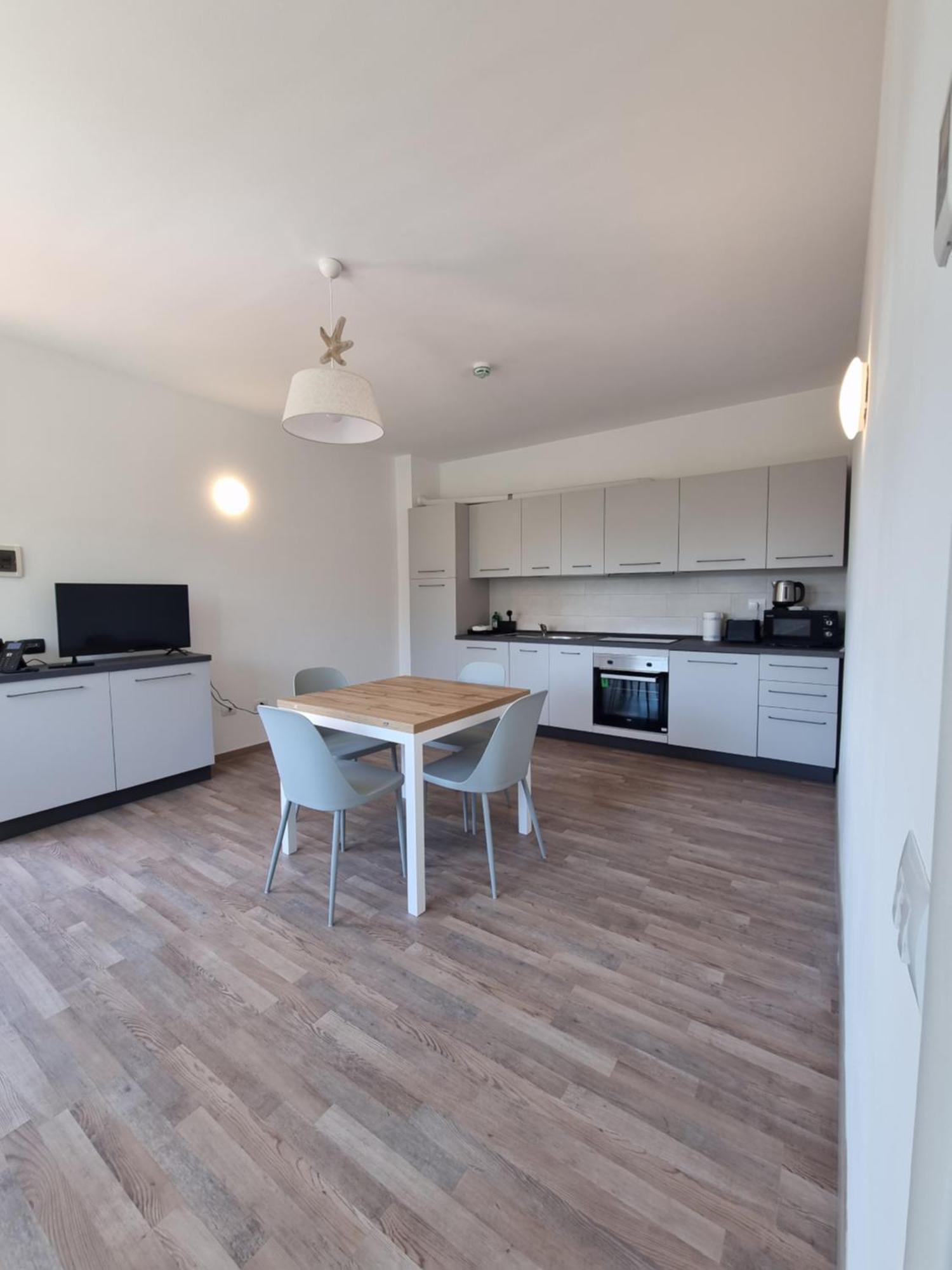 Residence San Francesco Тирренія Екстер'єр фото