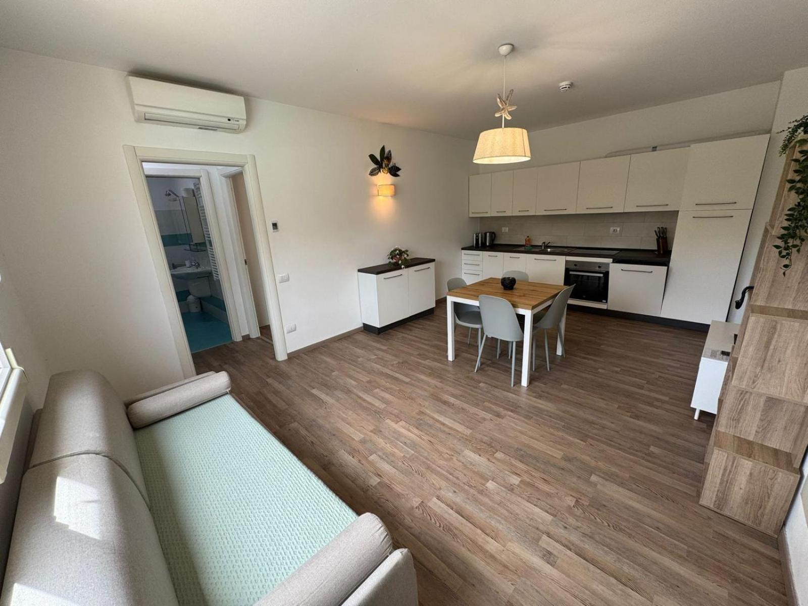 Residence San Francesco Тирренія Екстер'єр фото